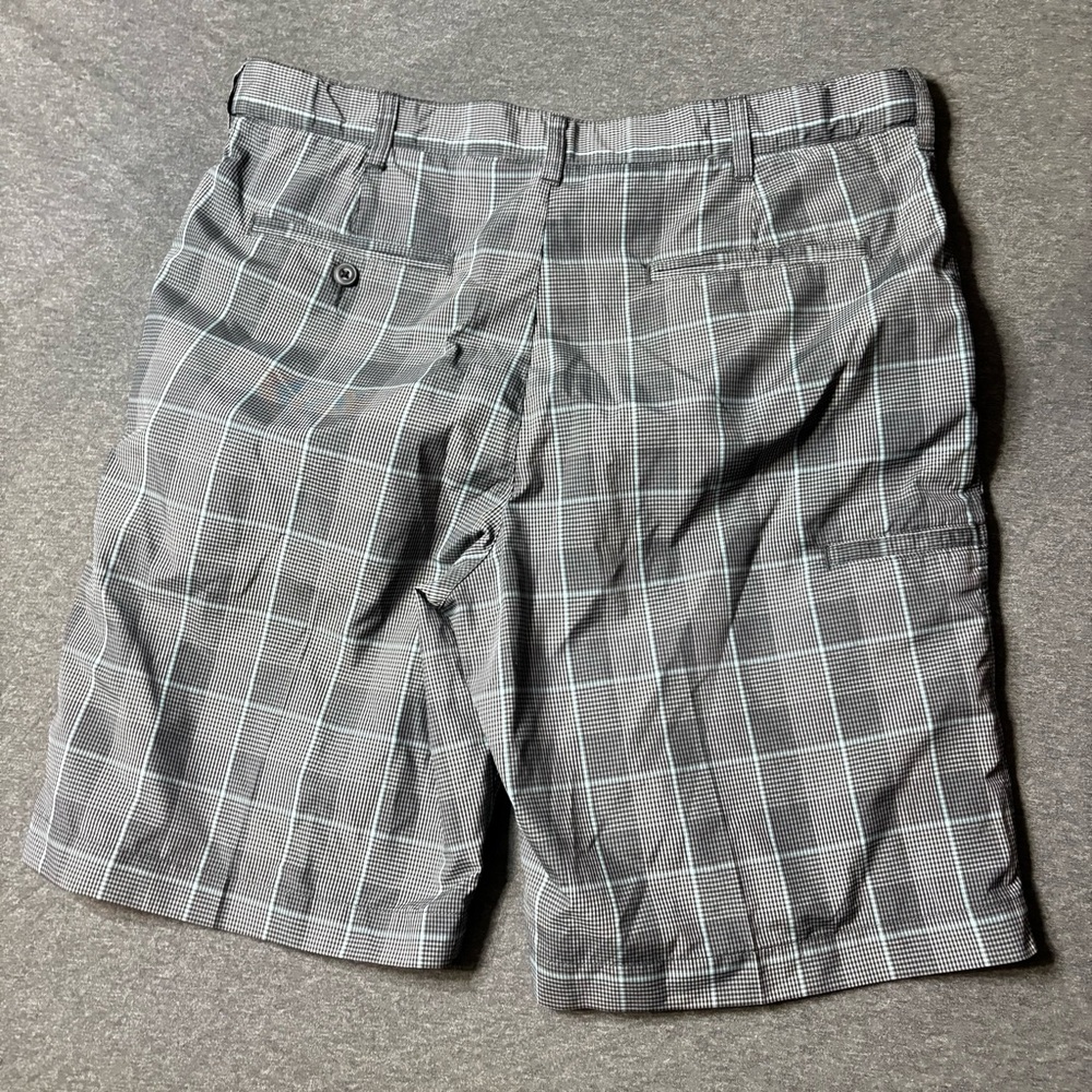 PGA‎ Tour Men's Gray Plaid Flat Front Golf Shorts - Picture 5 of 5
